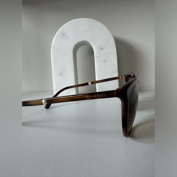 CHANEL | Round Cat Eye Sunglasses | Brown Tortoiseshell with Pearl Accents - Picture 10 of 14